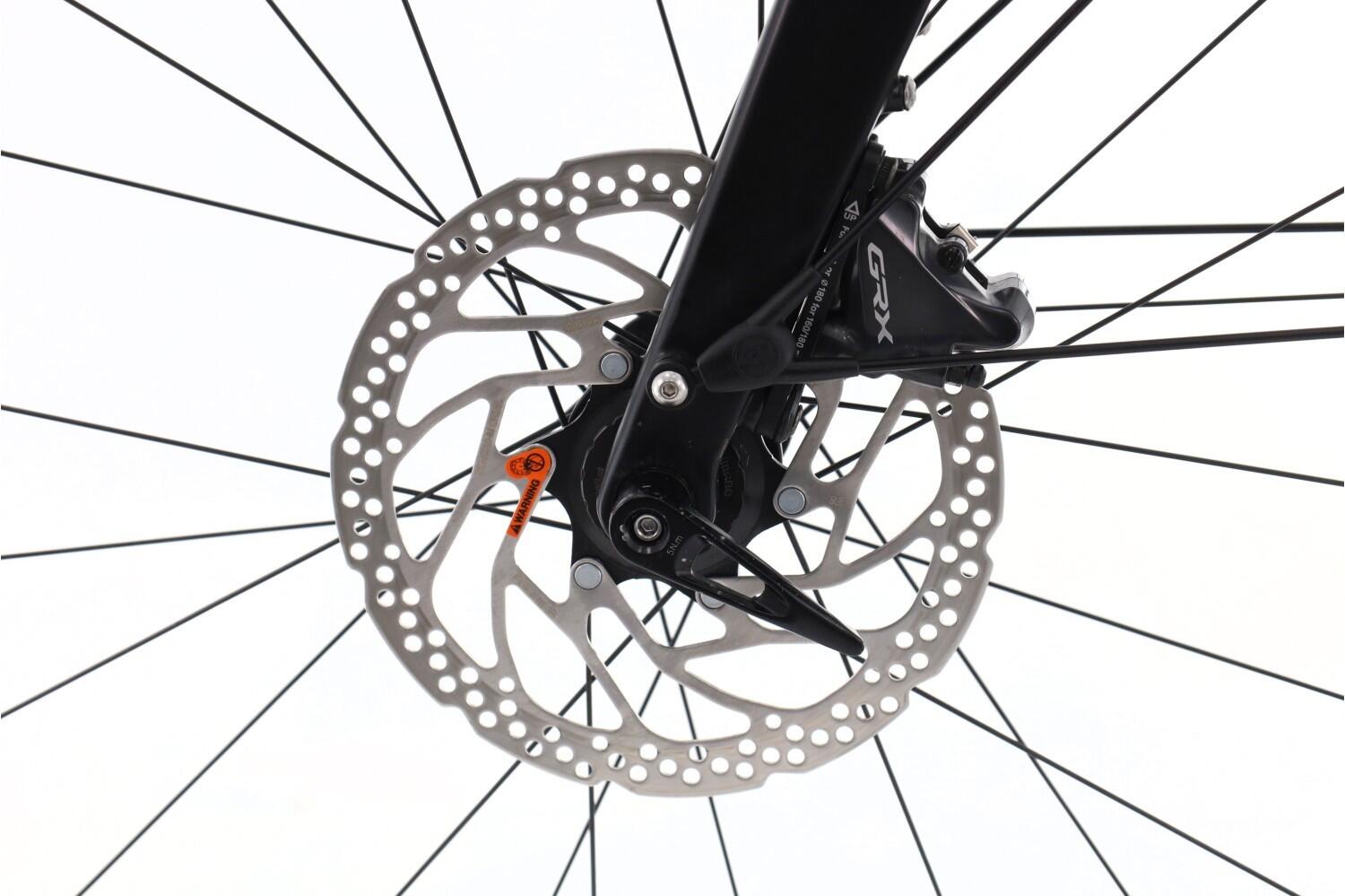 Hiland Vélo de route 28″,vélo de ville avec freins à disque pour hommes et femmes,Cadre en alliage d’aluminium，Silver